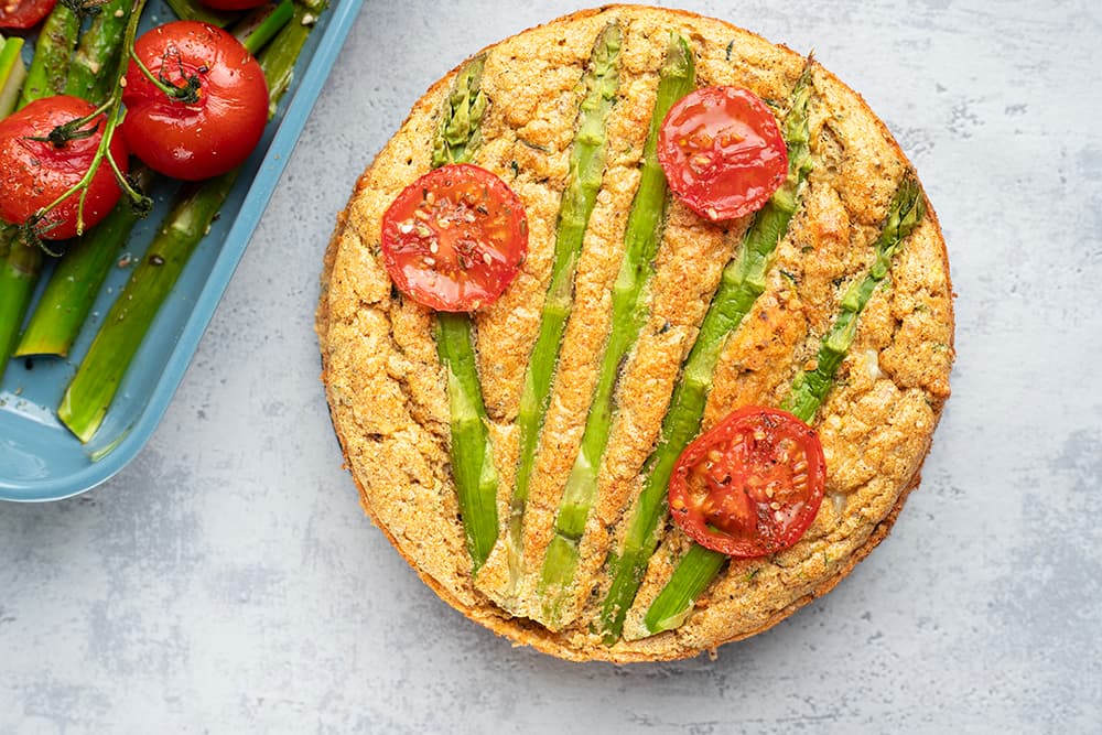 Gâteau à la courgette et aux asperges